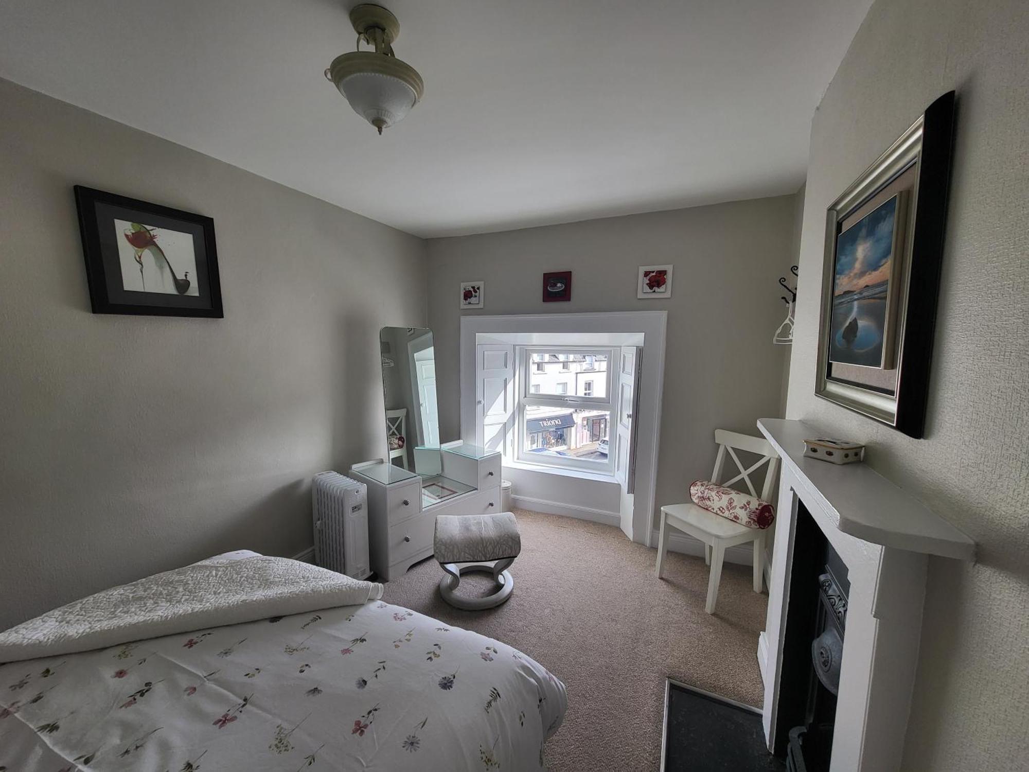Charming 2-Bed Apartment In Donegal Town Centre Zewnętrze zdjęcie