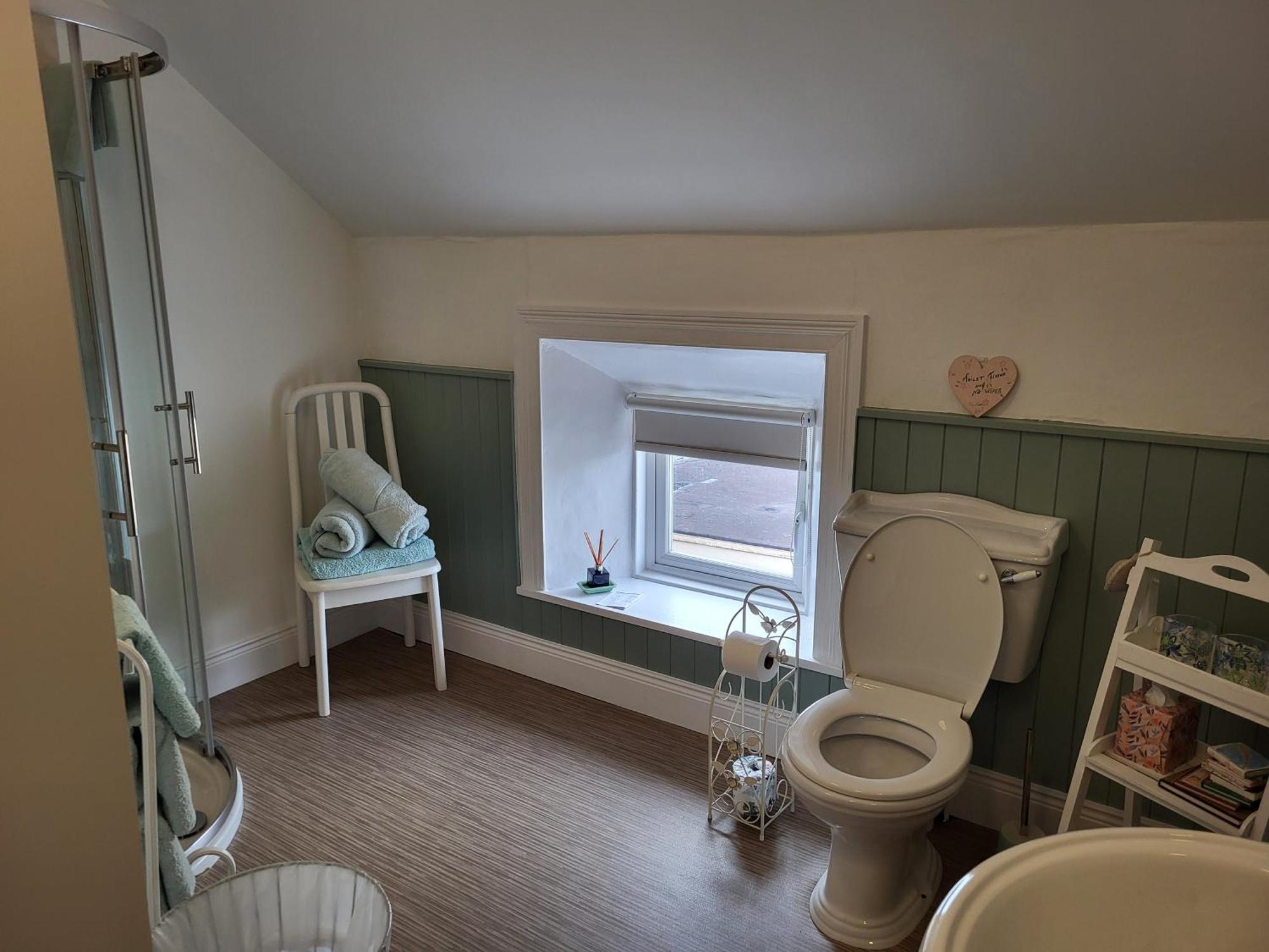 Charming 2-Bed Apartment In Donegal Town Centre Zewnętrze zdjęcie