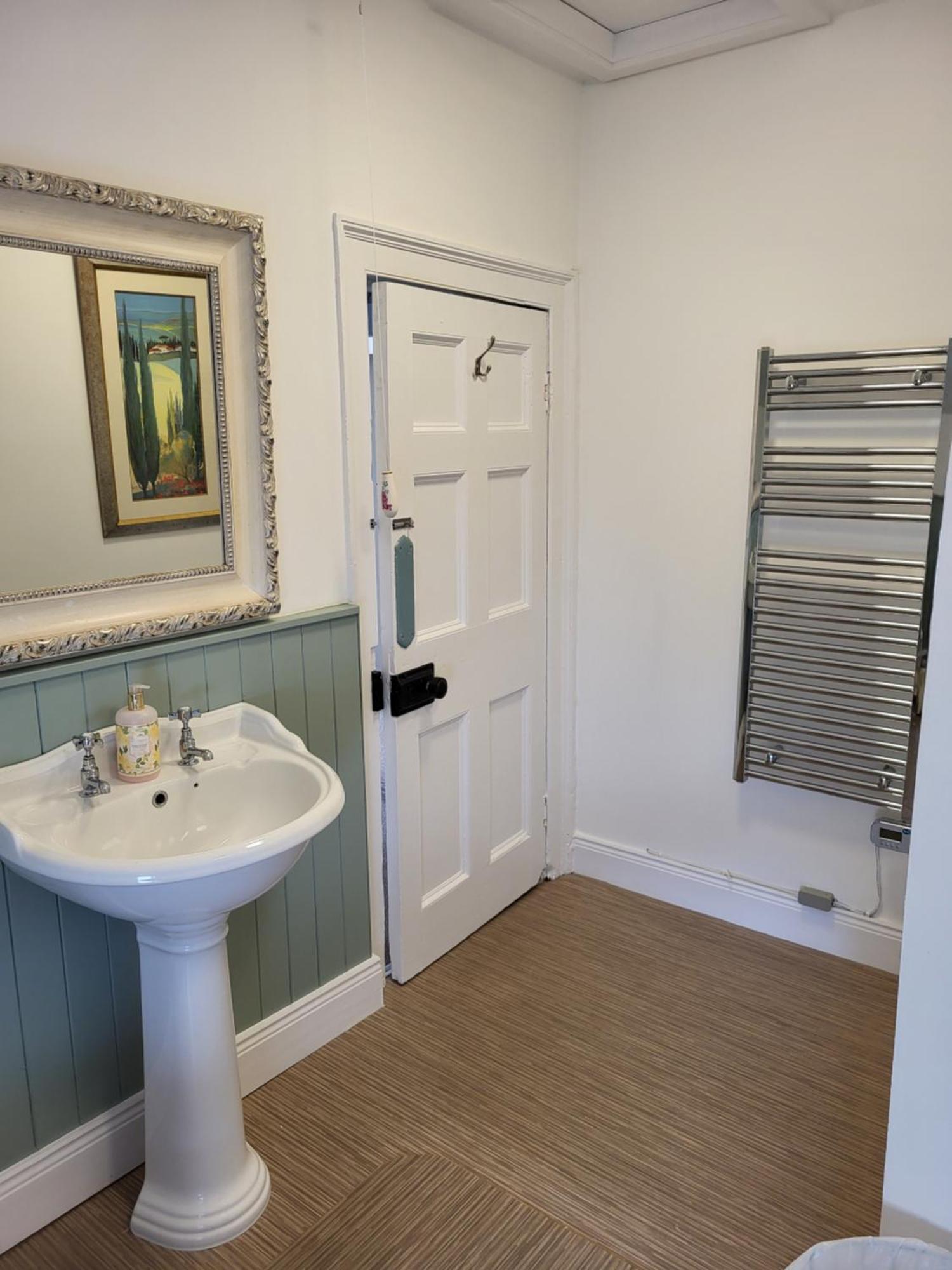 Charming 2-Bed Apartment In Donegal Town Centre Zewnętrze zdjęcie
